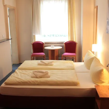 Holl Hotell
